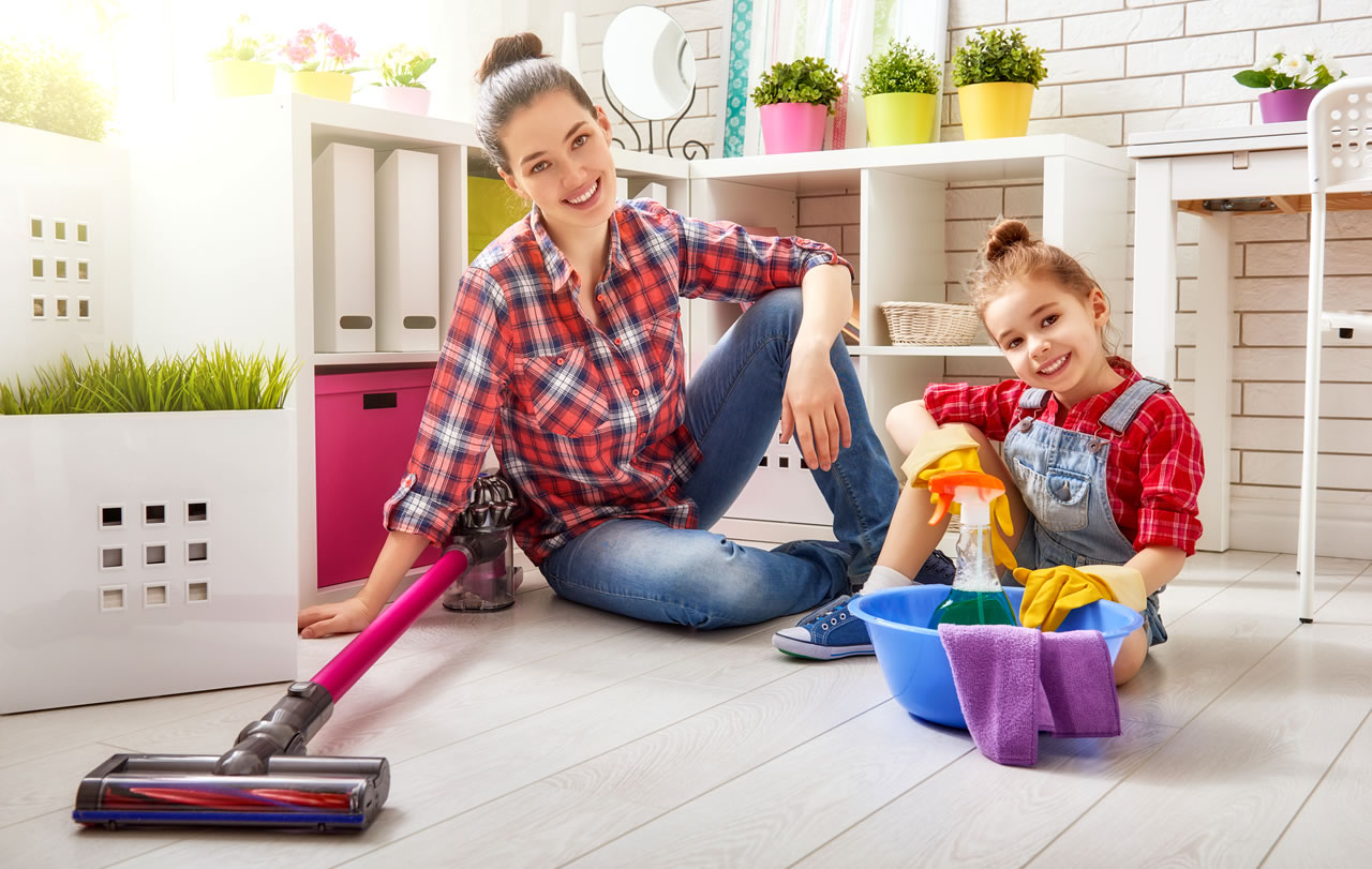 How to keep your home safe from toxic cleaning products | Euro-American Connections & Homecare