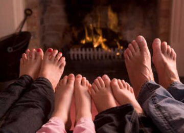4 Easy Ways To Look After Your Feet and Why!